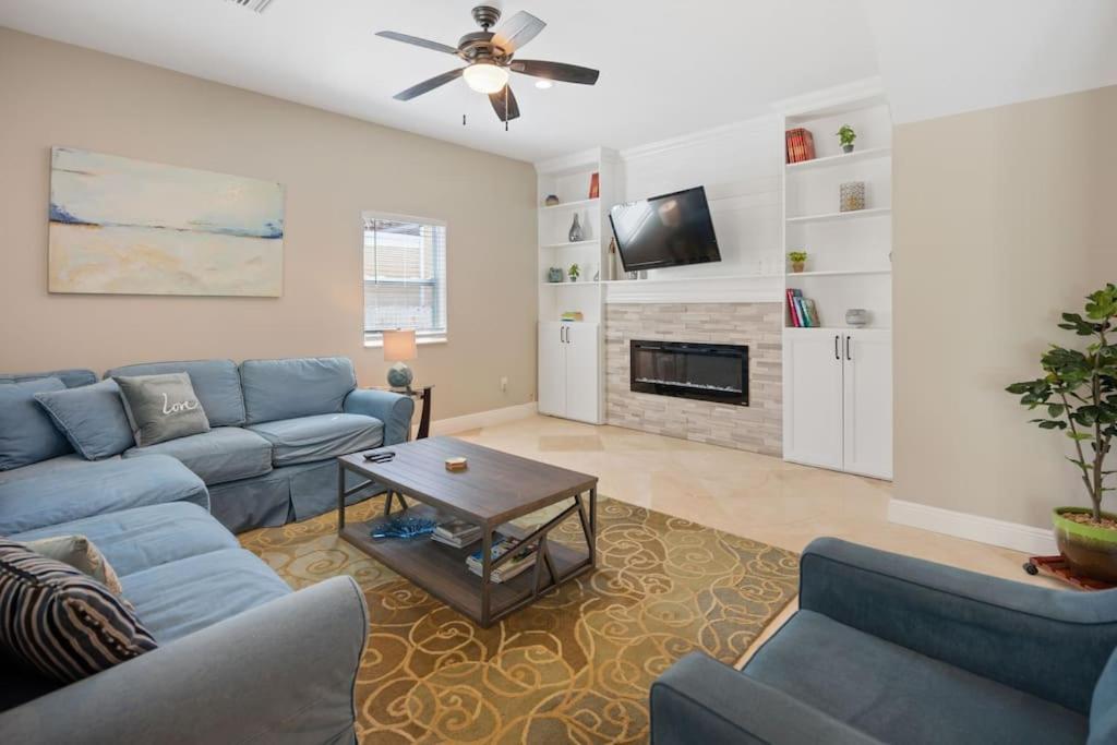 Las Olas Villa With Heated Salt Water Pool Fort Lauderdale Esterno foto